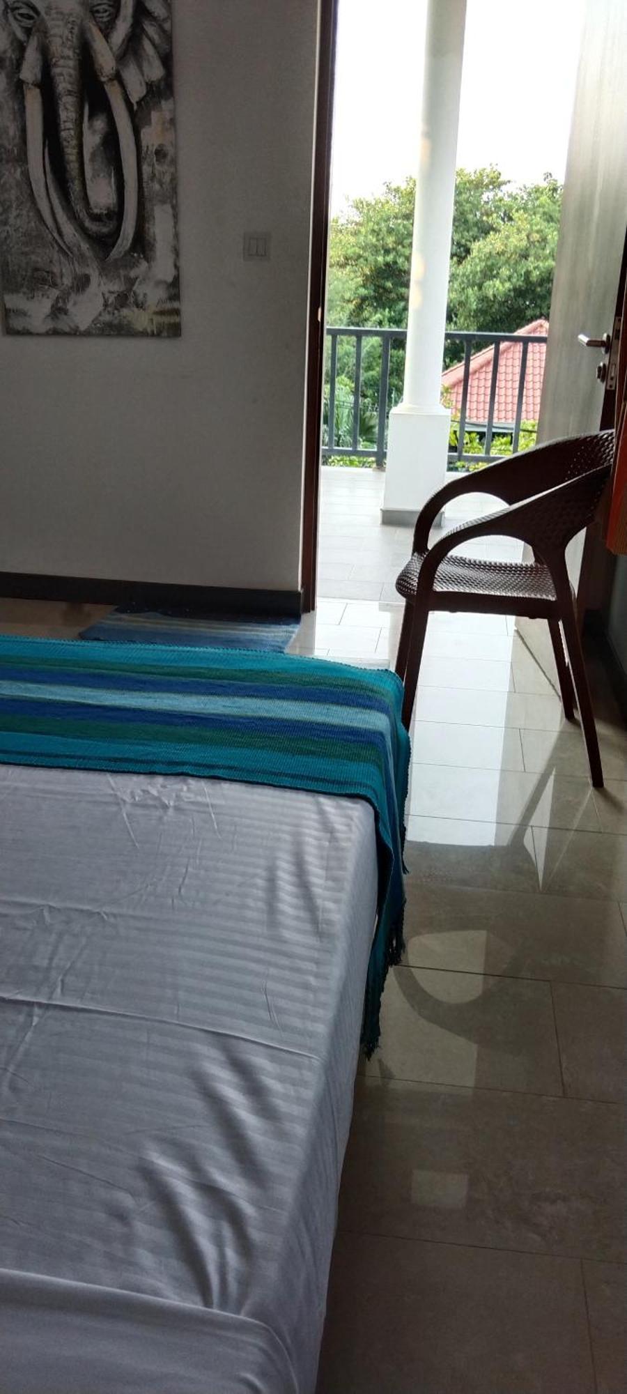 Pick & Go White House Bed and Breakfast Negombo Buitenkant foto